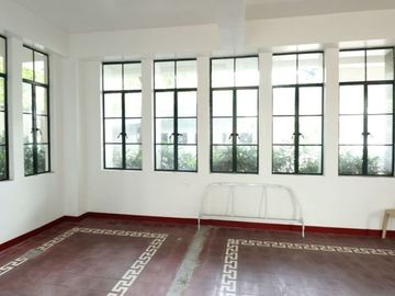 Outstanding Office Space in Trabajo St.Olympia Makati CB0057