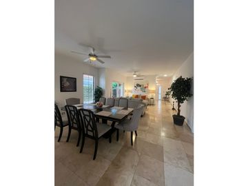 EL DORAL - VENDO O ALQUILO ESPECTACULAR CASA - COSTA SUR