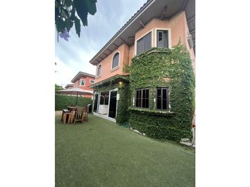 EL DORAL - VENDO O ALQUILO ESPECTACULAR CASA - COSTA SUR