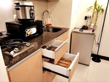 Airbnb Style Studio For Rent in Viceroy Residences