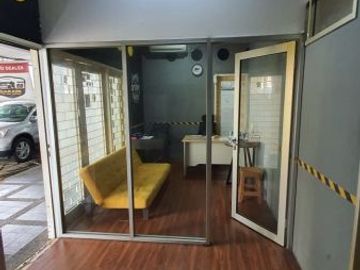 Dijual Rumah Bekasi Showroom Mobil Lokasi bagus Luas 608m2 Cocok Buat Usaha Caffe, Showroom, dll di Jakarta Selatan