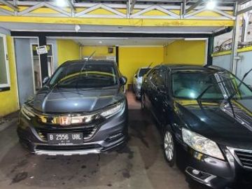 Dijual Rumah Bekasi Showroom Mobil Lokasi bagus Luas 608m2 Cocok Buat Usaha Caffe, Showroom, dll di Jakarta Selatan