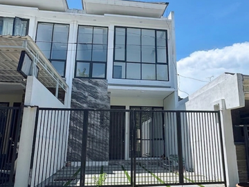 Jual Rumah Baru Minimalis di Rungkut Menanggal Surabaya