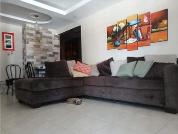 SE VENDE CASA EN BARRIO BALBOA - CHORRERA $105,000