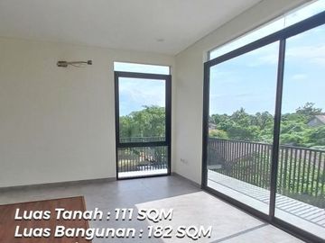 Rumah Town House di Puri Pesanggrahan Jakarta Selatan