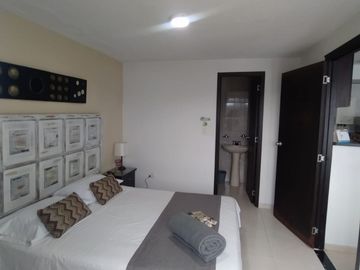 APARTAESTUDIO AMOBLADO EN ARRIENDO EN LA AV SUR/PEREIRA