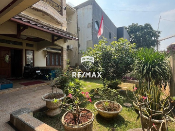Dijual Rumah 2 Lantai Cilandak Dalam Belakang Citos Siap Huni