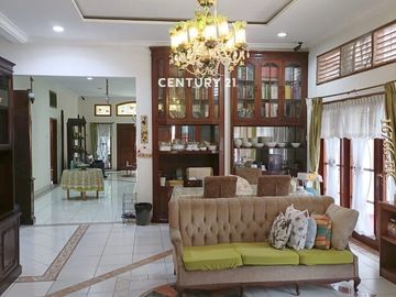 DIJUAL RUMAH KLASIK DAN ASRI DI LOKASI STRATEGIS DI BINTARO