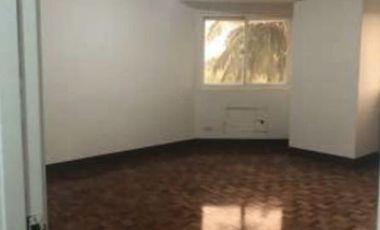 For SALE: 4 Bedroom in Washington Tower Paranaque City
