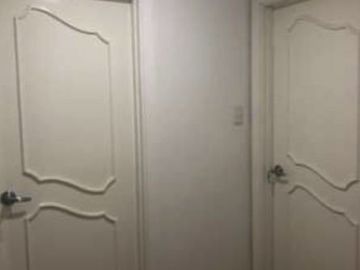 For SALE: 4 Bedroom in Washington Tower Paranaque City