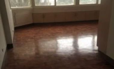 For SALE: 4 Bedroom in Washington Tower Paranaque City
