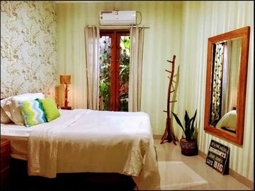 Rumah di Lebak Bulus, Jakarta Selatan. Ada Kolam Renang