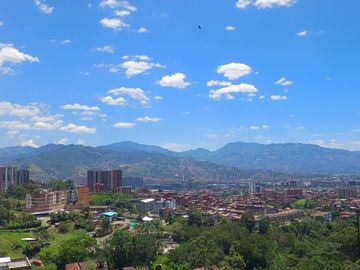 apartamento en arriendo en la mina. Cod A515667