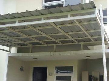 cepat Rumah Cisaranten Dengan sebagian isinya | SUKARNA