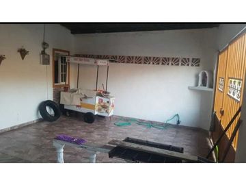 VENDO CASA VACIA EN VILLA ZAITA 187 M2