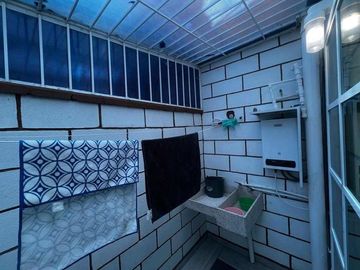 Casa frente a la alberca, Remodelada.  A 10 min del Tec de Monterrey