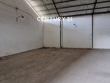 Disewakan Gudang Di Area Terboyo Akses Besar Bangunan Siap Pakai