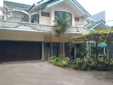 Rumah second 2 lt strategis di Cilandak Jak Sel 12 M an