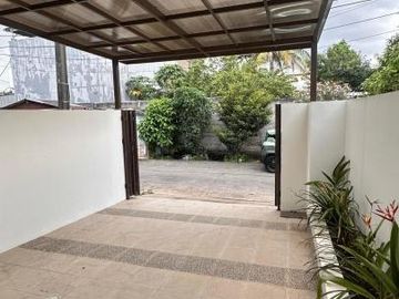 Dijual Rumah Siap Huni di Pekayon Raya Selangkah ke Grand Galaxy Bekasi