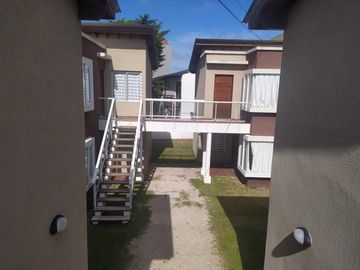 Casa PH en venta en Costa Azul