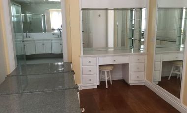 House and Lot for SALE in Dasmarinas Village Makati