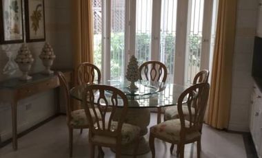 House and Lot for SALE in Dasmarinas Village Makati