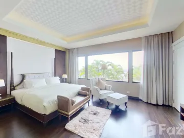 2 Bedroom Condo for sale at The Shine Condominium