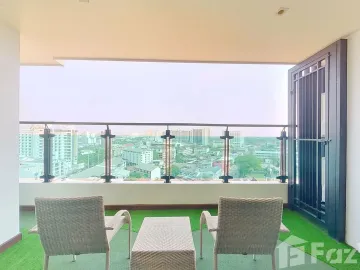 2 Bedroom Condo for sale at The Shine Condominium