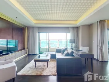 2 Bedroom Condo for sale at The Shine Condominium