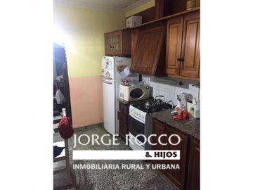 Casa Centrica, ideal para refacción