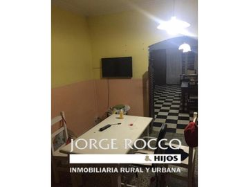 Casa Centrica, ideal para refacción