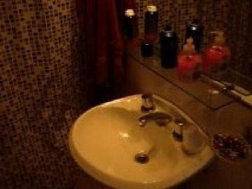 DPTO EN DUPLEX, BAULERA Y TOILETTE MUY LUMINOSO, TODO A LA CALLE  APTO PROFECIONAL