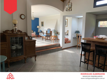 Casa quinta (Zona el cruce sobre Ruta 55)