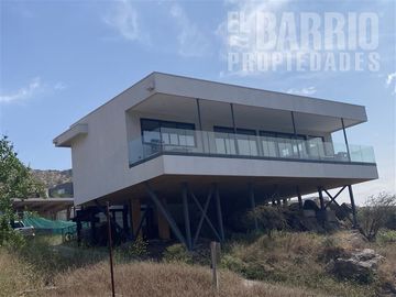 Casa en Venta en La Reserva/ Las Canteras-Chicureo
