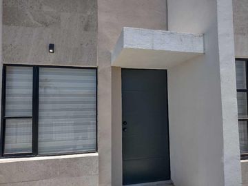 CASA EN VENTA MODELO CORDOVA, FRACCIONAMIENTO SANTANDER EN GÓMEZ PALACIO, DGO.