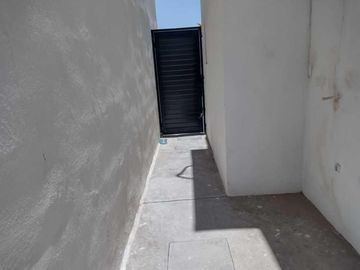 CASA EN VENTA MODELO CORDOVA, FRACCIONAMIENTO SANTANDER EN GÓMEZ PALACIO, DGO.