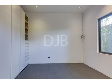 VENTA DE CASA CON PISCINA $998.000 #509