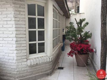 Pumacahua al 100 - Semipiso con patio - Venta