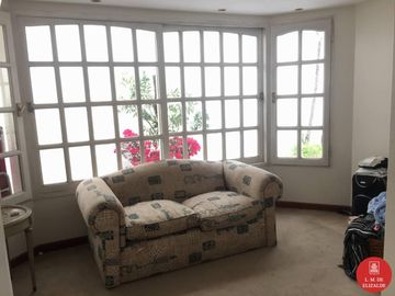 Pumacahua al 100 - Semipiso con patio - Venta