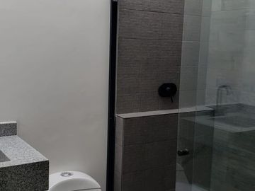 EXCELENTE CASA EN VENTA EN CANDORA RESIDENCIAL, LEÓN,GTO.