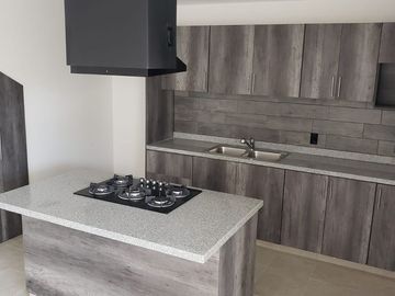 EXCELENTE CASA EN VENTA EN CANDORA RESIDENCIAL, LEÓN,GTO.