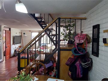 Cómoda casa  sector residencial La Florida