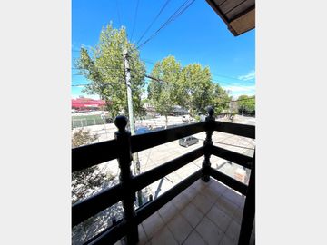 PH en Venta Haedo / Moron (B134 378)