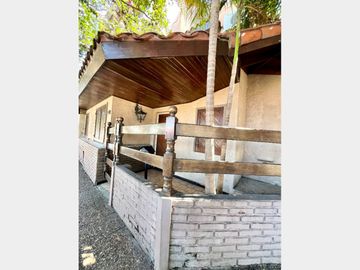 PH en Venta Haedo / Moron (B134 378)