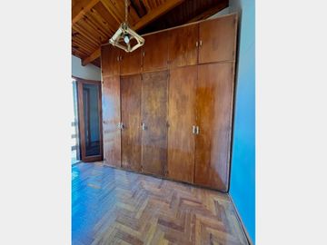 PH en Venta Haedo / Moron (B134 378)