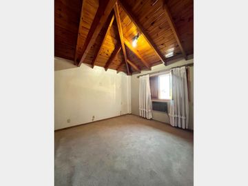 PH en Venta Haedo / Moron (B134 378)