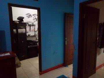 Rumah Warung 2,5 Lantai Type 135 LT 60 M2 Perum Griya Bukit Raya, Cilame, Bandung Barat