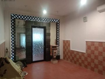Rumah usaha jalan nias Semi furnish