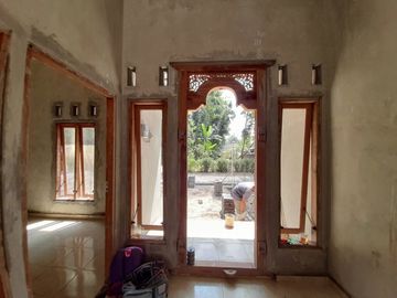 Desain Apik Rumah Klasik dengan Pintu Gebyok Harga 250 Jt-an di Prambanan