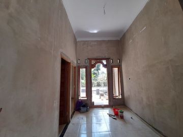 Desain Apik Rumah Klasik dengan Pintu Gebyok Harga 250 Jt-an di Prambanan
